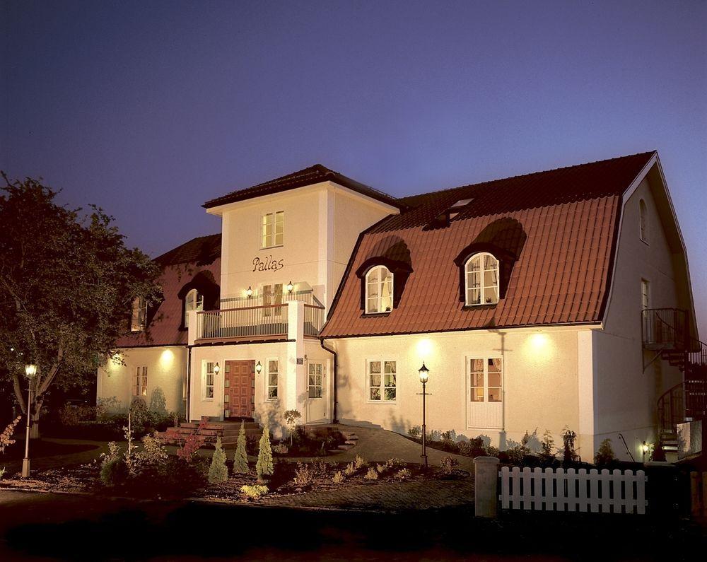 Nya Pallas Hotel Falkenberg Esterno foto